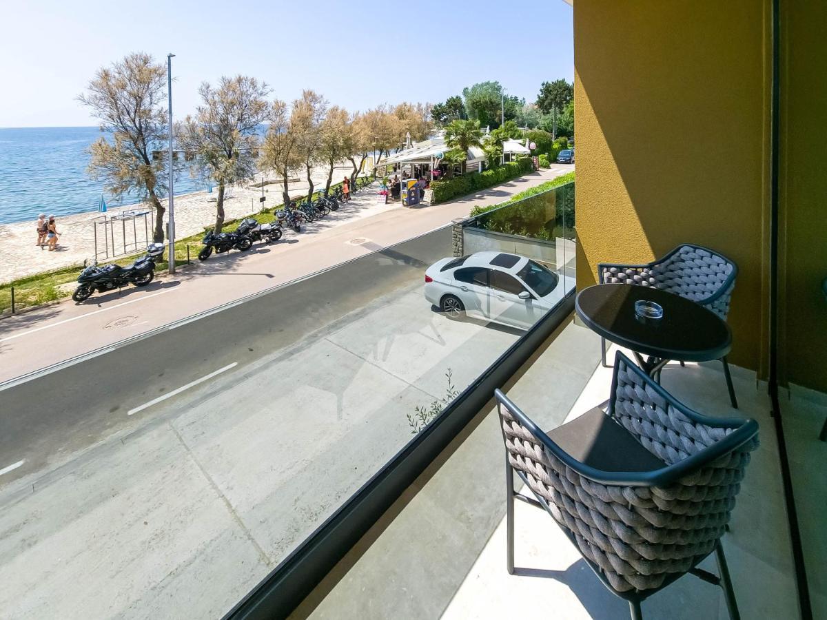 פורץ Maresole Beachfront Residence מראה חיצוני תמונה